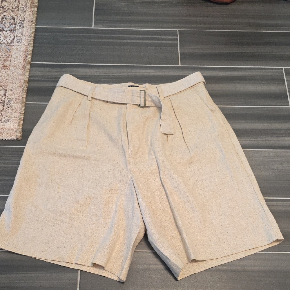 Banana Republic Linen-cotton Cream Shorts with Belt Size US14